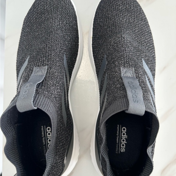 EUC Adidas Ultimafusion Cloudfoam Ladies 9.5 - Picture 5 of 9